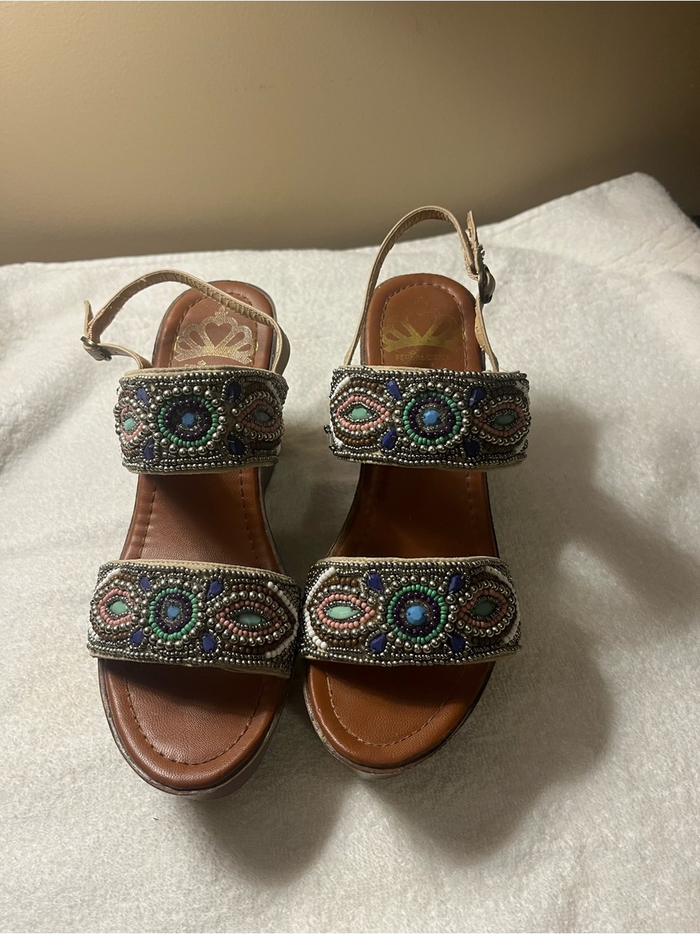 Beaded Tan Leather Slingback Sandals with Multicolor Accent